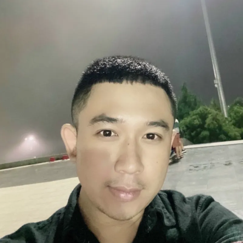 Nguyễn Hoàng Mạnh Nghiệp