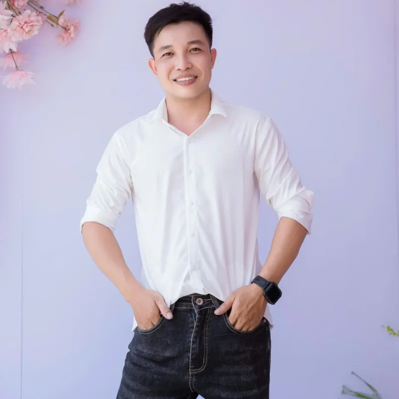 Quang Lê