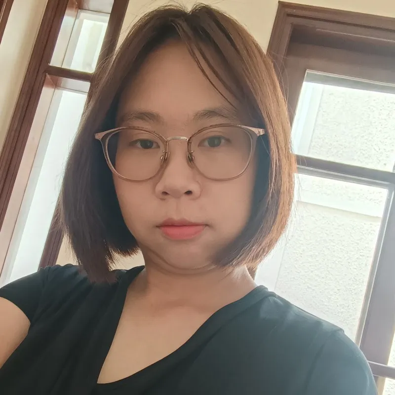 Hoa Nguyễn