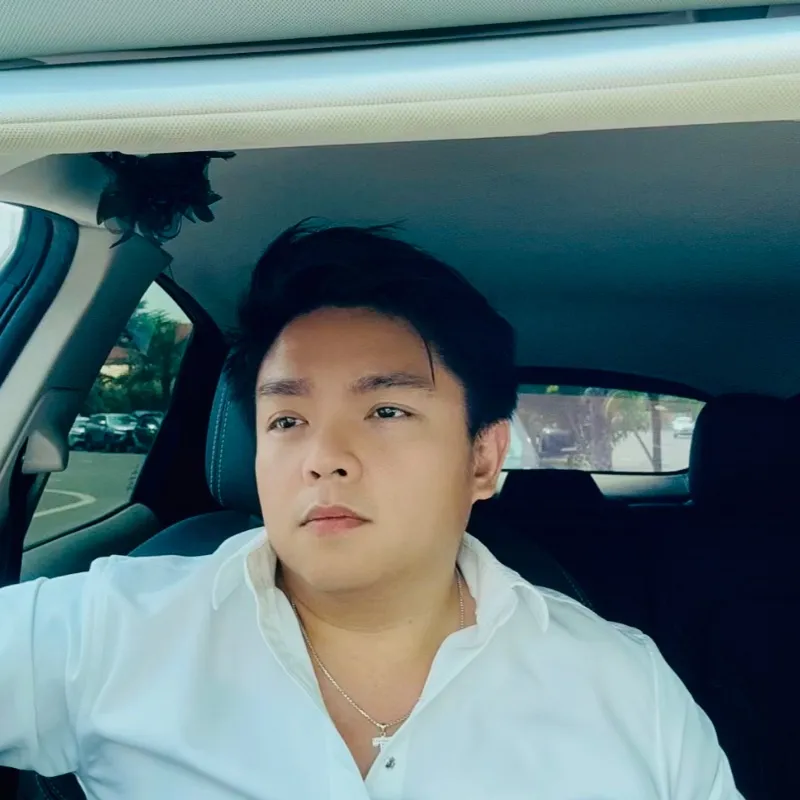 Tùng Trần